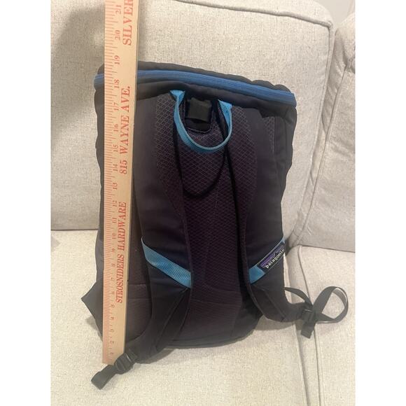Patagonia Yerba 24 L Black/Blue Hiking Backpack - Used, Approx. 18” Height - Picture 4 of 4